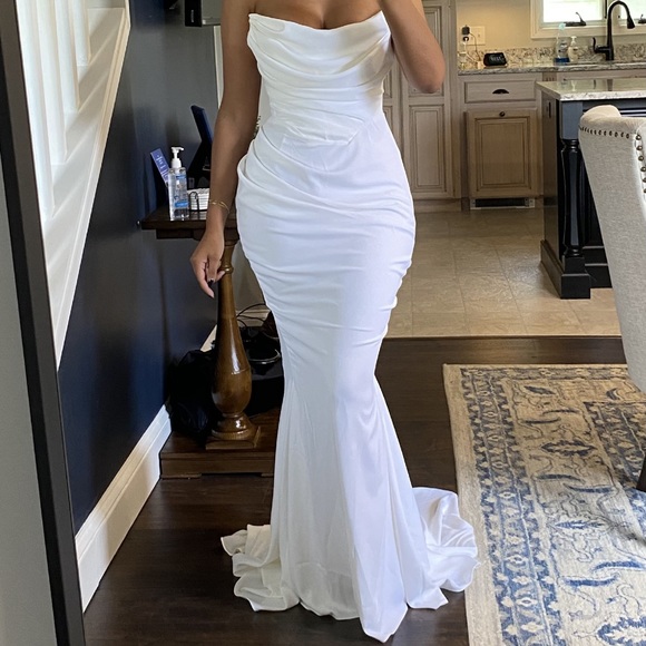 House of CB Dresses House Of Cb Esmee Ivory Draped Strapless Bridal Gown Wedding Dress Nwot